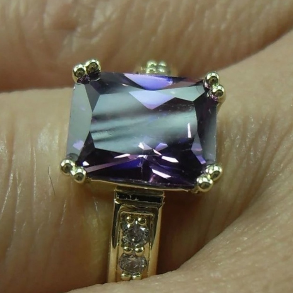 New Square Step Cut 1 7/8ct Mystic Topaz Diamond Ring in 14K Yellow Gold - Picture 5 of 16